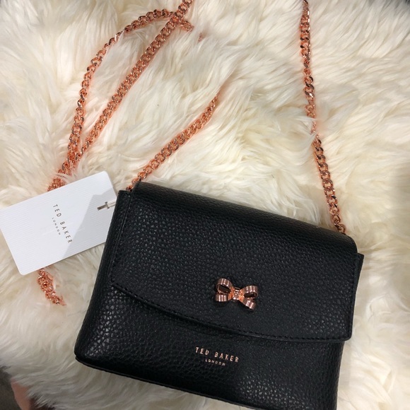 Ted Baker Handbags - Ted Baker black bag with rose gold hardware
